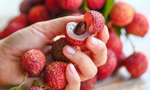 Người bệnh tiểu đường có nên ăn vải? Người không bị cũng nên biết