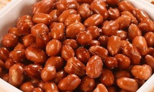 Sau khi rang lạc, nếu chỉ rắc muối lên là sai lầm! Đầu bếp bậc thầy chỉ sử dụng thủ thuật này, nó sẽ vẫn giòn cho dù để bao lâu!