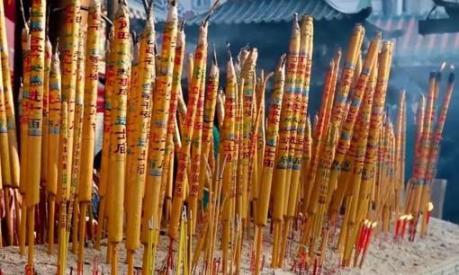 'Thờ cúng kỵ nhất hương gãy đầu', hương gãy đầu là gì, vì sao lại phải kiêng kỵ?