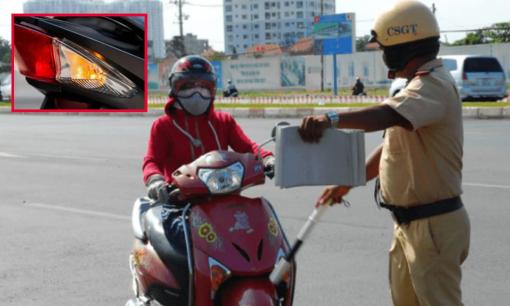 Năm 2024, lỗi không xi nhan bị phạt bao nhiêu tiền?