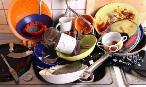 Những công việc nhà này không thể trì hoãn theo thời gian, chúng sẽ trở nên bẩn hơn cả bồn cầu và thậm chí có thể gây ung thư