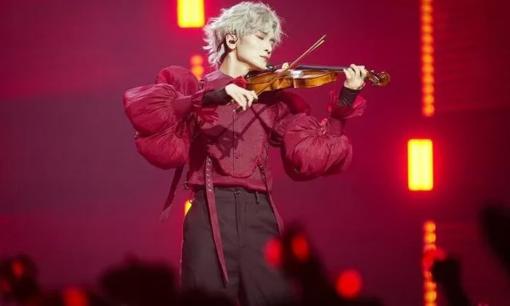 BB Trần 'gây sốt' với khả năng chơi violin ấn tượng tại 'Anh trai vượt ngàn chông gai'