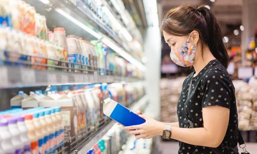 Sữa trong siêu thị hết hạn sẽ đi đâu? Nhân viên xin nghỉ việc đã nói sự thật, nếu không hiểu thì sẽ gặp rắc rối lớn!