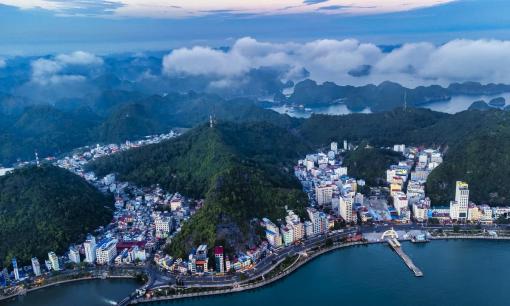 Huyện đảo duy nhất có 2 thị trấn ở Việt Nam là ở đâu?