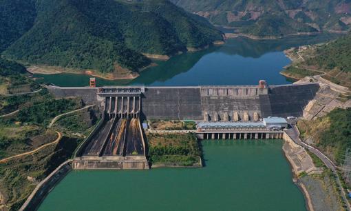 Nhà máy thủy điện lớn nhất Việt Nam nằm ở tỉnh nào?
