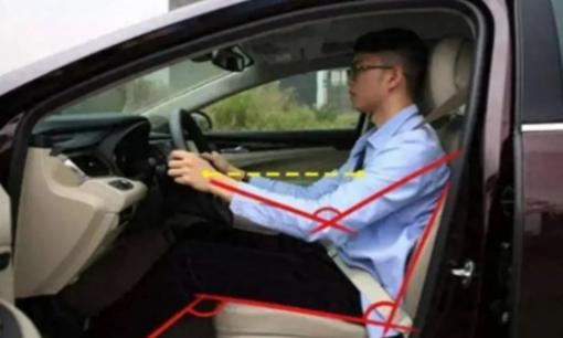 Tại sao những lái xe có kinh nghiệm lại thích chỉnh ghế về phía sau rất xa? Không phải là thói quen, lợi ích cực lớn