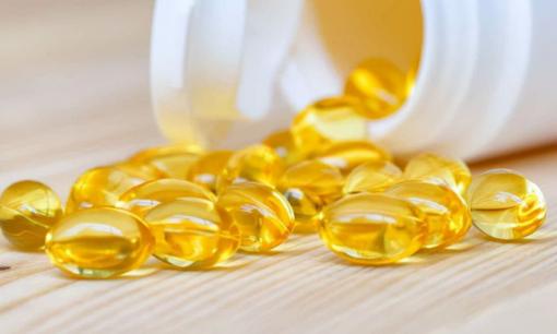 Uống vitamin E thường xuyên có lợi ích gì? Có tác dụng phụ nào nếu bạn  uống quá nhiều không?