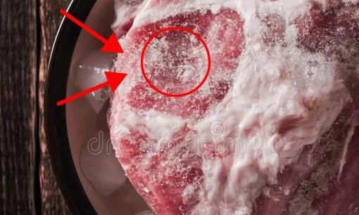 Đừng rã đông thịt bằng cách ngâm nước nữa! Áp dụng ngay hai cách sau, chỉ 5 phút là thịt mềm