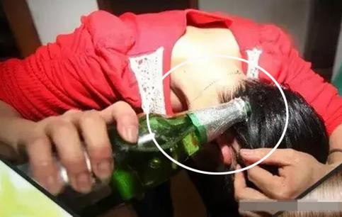 Đừng vội vứt bia hết hạn, hãy thoa lên tóc, bạn sẽ không ngờ nó lại 'kì diệu' đến thế