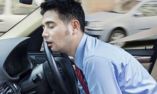 Dừng xe để ngủ khi say rượu có bị xử phạt không?