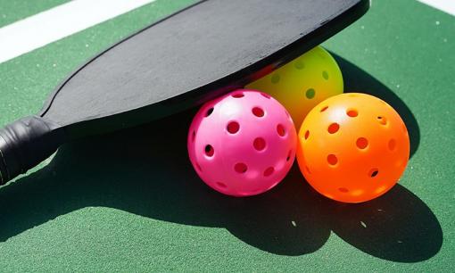 Pickleball là môn gì mà đang hot rần rần? Muốn chơi Pickleball mất bao nhiêu tiền?