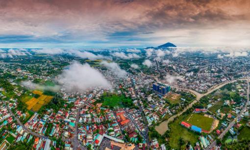 Tỉnh nào ở Việt Nam có tên 'nửa Tây nửa Ta'?