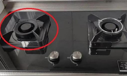 Hôm nay mới biết, bếp gas bên trái không nên xào nấu? May mắn thay, chuyên gia đã tiết lộ bí mật, giúp nâng cao kiến thức cho tôi