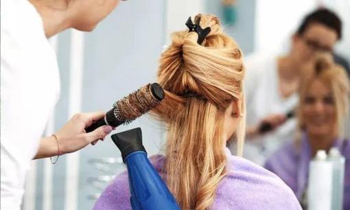 Ngày giờ tốt cắt tóc trong tháng 10 năm 2024: Hãy chọn kiểu tóc tốt để mang lại nhiều may mắn