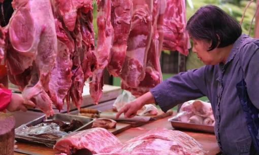 Người xưa dặn: ‘Sớm không mua thịt lợn, muộn không mua đậu phụ”, câu này nghĩa là gì?