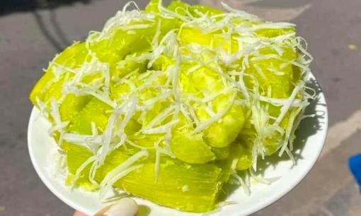 Cuối tuần học làm món sắn cốt dừa lá dứa, ai ngờ lại dễ và ngon đến vậy 