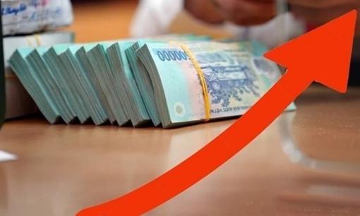 Ngân hàng nào hiện lãi suất cao nhất khi gửi tiền 6 tháng? Công tính nhanh tiền gửi lãi 400 triệu ngân hàng