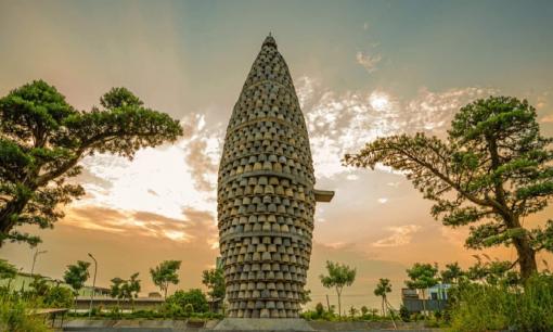 Tháp xây bằng cối đá kì lạ ở Bắc Ninh, được công nhận Kỷ lục thế giới