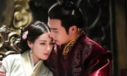 Tần Thủy Hoàng cả đời chưa từng lập hoàng hậu, kỳ thật 'đệ nhất bạo chúa' đang đợi một người, đó là mỹ nhân nào?