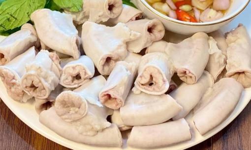 Bí quyết luộc lòng heo trắng giòn, sần sật như nhà hàng