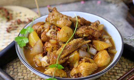 Kho thịt gà công nghiệp muốn thơm ngon, không tanh thì đây là cách làm chi tiết 