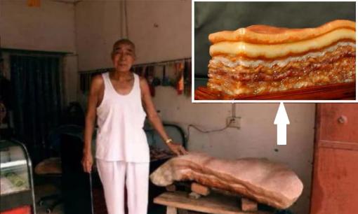 Ông lão lên núi nhặt được một tảng 'đá thịt lợn' lớn, có người ra giá hơn 350 triệu không bán, kết quả thẩm định 'báu vật' này là gì? 