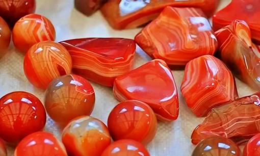 Ngừng đeo đá năng lượng, bức xạ rất mạnh! Đeo nó trong một ngày tương đương với gần một trăm lần chụp X-quang ngực? 