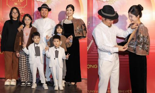Gia đình 7 thành viên nhà Vượng Râu hiếm hoi chung khung hình, nhan sắc mẹ 5 con gây xuýt xoa