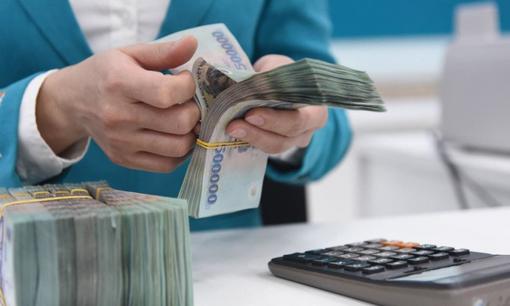 Đừng gửi tiền trước khi đọc bài này, lựa chọn khôn ngoan giữa 1 năm và 2 năm tiết kiệm