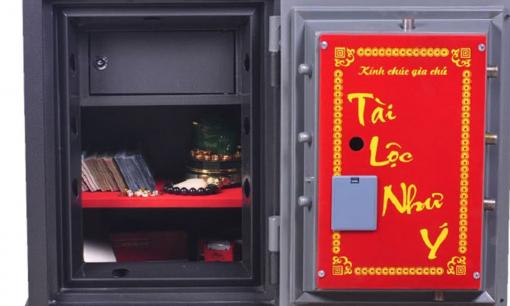 Gần Tết đặt két sắt cạnh vật này, tiền chảy vào như nước