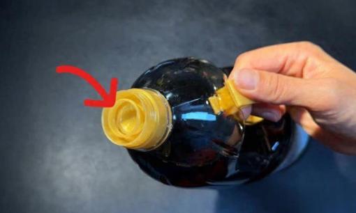 Hé lộ công năng ẩn của tab kéo chai nước tương nhẹ, hóa ra mục đích thực sự của nó là thế này!