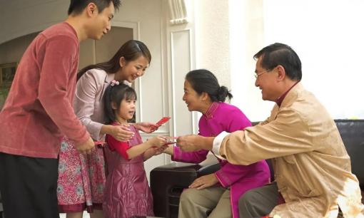 Sau khi nghỉ hưu, người khôn ngoan tuyệt đối đừng tiếc tiền chi cho 3 khoản này để tình thân thêm bền chặt