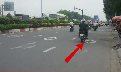 Vạch kẻ đường hình thoi là gì? Mức phạt cao nhất bao nhiêu tiền?