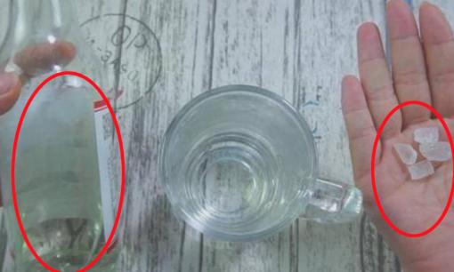 Mẹo hay từ giấm trắng và đường phèn, 'vị cứu tinh' cho nhiều rắc rối trong nhà, dễ làm, hiệu quả, ai cũng nên biết