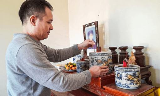 Chuyên gia chỉ cách lau dọn bàn thờ Tết, điều thứ hai đơn giản nhưng nhiều người làm sai 