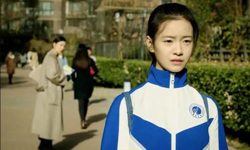 Cách chuyên nghiệp nhất để hòa hợp với con ở tuổi vị thành niên: mù, câm, lười, rộng lượng và điếc