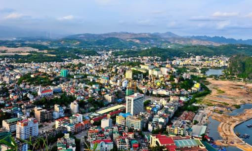 Ở Việt Nam có một vùng đất được mệnh danh 'nơi rồng đáp', là ở đâu?