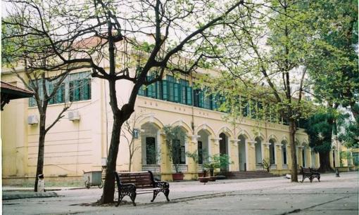 Chính thức từ 13/2: Ngôi trường gần 120 năm tuổi tại 'đất vàng' Hà Nội trở thành trường chuyên