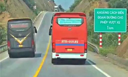 Ô tô không nhường đường cho xe xin vượt bị phạt như thế nào?