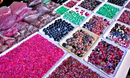 Tỉnh nào là thủ phủ đá quý của Việt Nam?