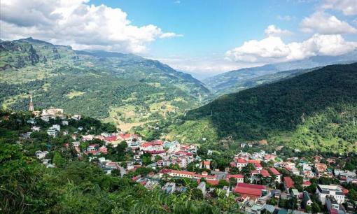 Tỉnh cực Bắc Việt Nam đang lên phương án di dời 1 thị trấn do nguy cơ sạt lở nghiêm trọng