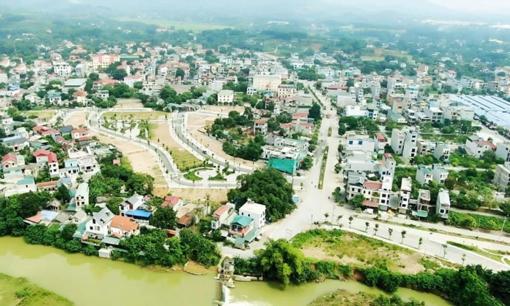 Vài năm nữa, huyện nằm trên 2 hành lang kinh tế quan trọng của Việt Nam sẽ 'cất cánh' lên thị xã