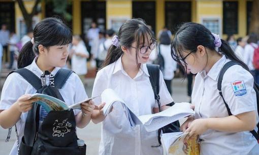 63 tỉnh, thành công bố môn thi thứ ba vào lớp 10 năm học 2025-2026, chỉ 3 địa phương dùng hình thức xét tuyển
