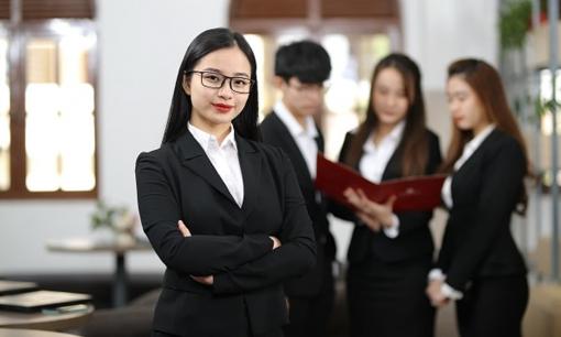Muốn thu nhập lên đến con số tiền tỷ, sinh viên nhất định phải biết 5 ngành học này