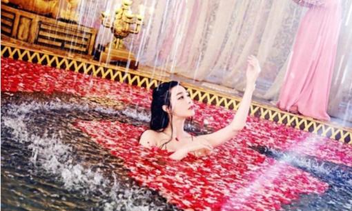 Choáng ngợp trước phòng tắm 'đế vương' của Từ Hi Thái hậu: Xa hoa tột bậc, hơn trăm người hầu hạ, tốn kém không ai sánh bằng