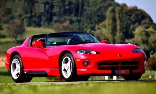 Cùng là xe mui trần, tại sao nhiều chiếc xe lại được gọi là Spider? 