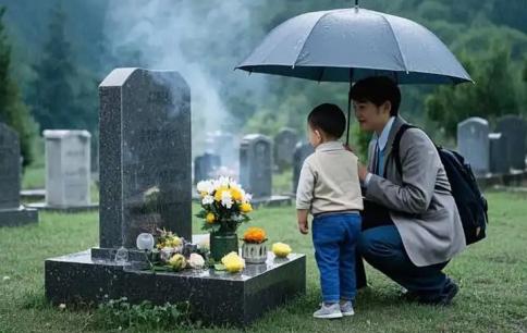 Năm nay, Tết Thanh Minh rơi vào tháng 3. Thế hệ đi trước nhắc một số quy tắc khi đi viếng mộ: chú ý đến bốn điều này thì gia đình bạn sẽ gặp may mắn