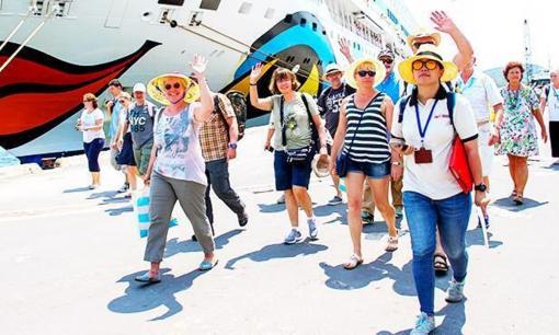 Từ bây giờ đến hết năm 2025: Khách du lịch đến từ 3 quốc gia này sẽ được miễn thị thực khi tới Việt Nam