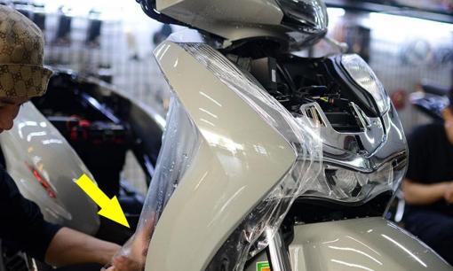 Kể từ bây giờ: Người đi xe máy hết sức cẩn thận khi sơn, dán lại xe nếu không sẽ bị CSGT xử phạt