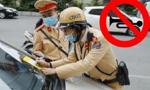 Bấm còi sai khung giờ có thể bị phạt tới 22 triệu đồng, trừ 10 điểm GPLX, tài xế nên nắm rõ